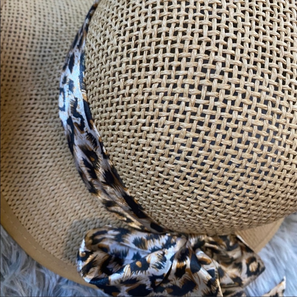 Summer hat - Picture 3 of 5